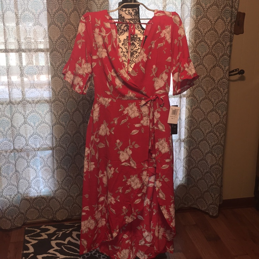 Trixxi Romper โค๏ธ๐๐ป NWT - Picture 3 of 7